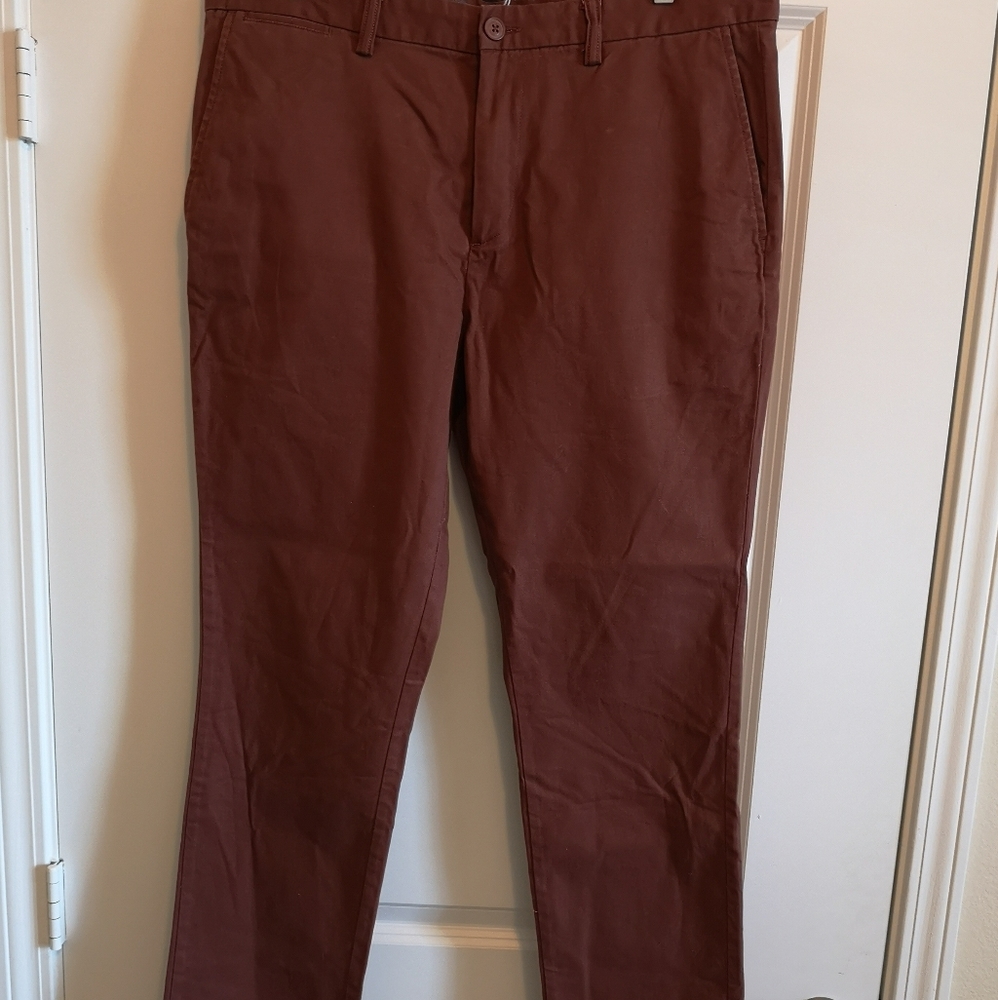 Old Navy Brick Red Slim Fit Chinos 36x32